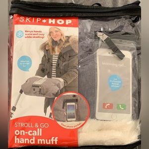 Skip Hop Stroll & Go On call Hand Muff